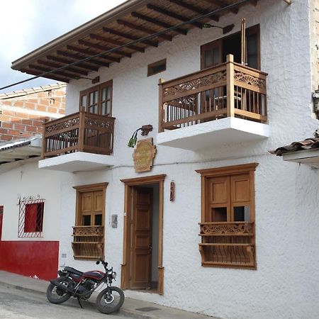 Sergeant Pepper'S Hostel خاردين المظهر الخارجي الصورة