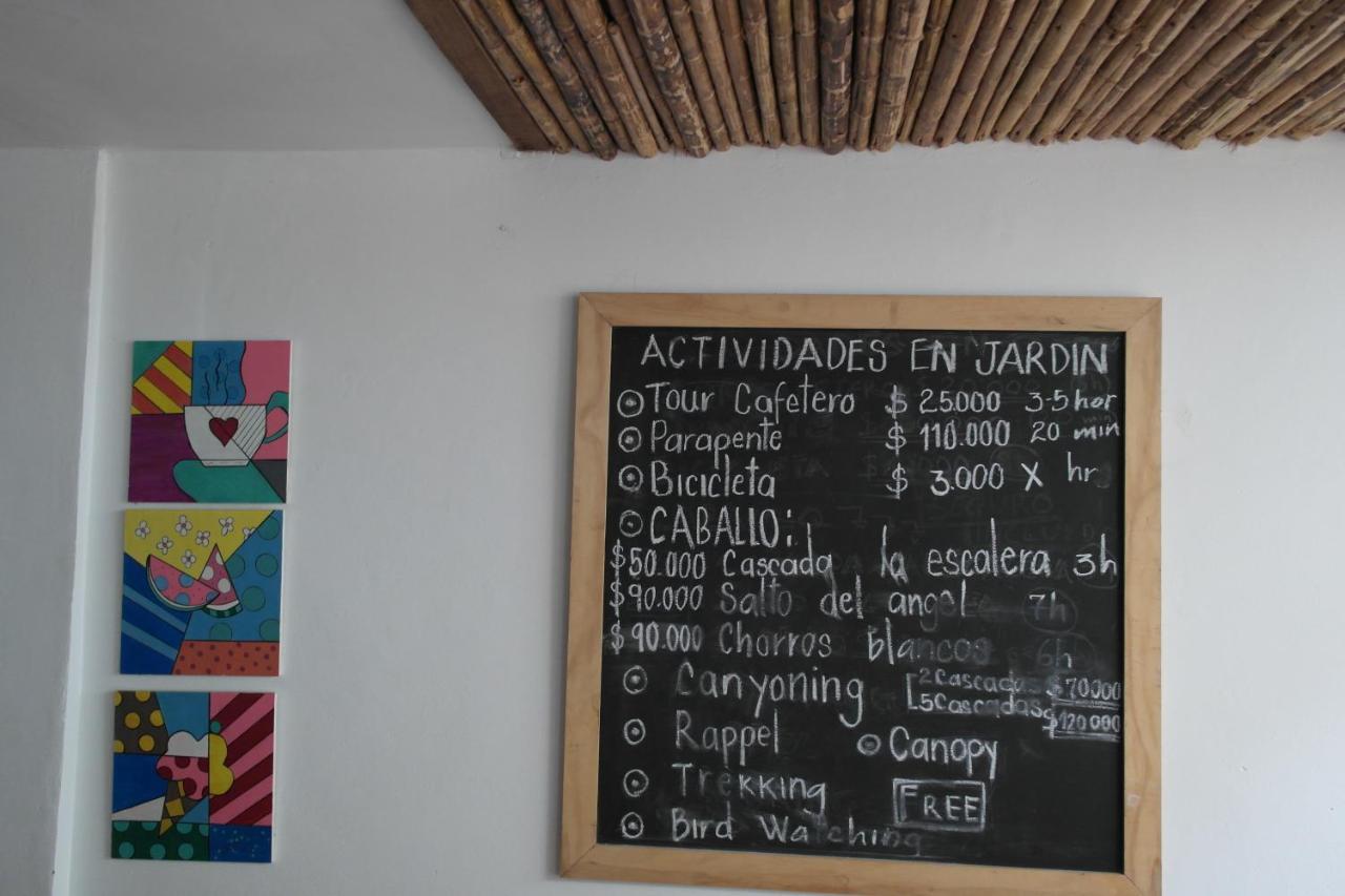 Sergeant Pepper'S Hostel خاردين المظهر الخارجي الصورة