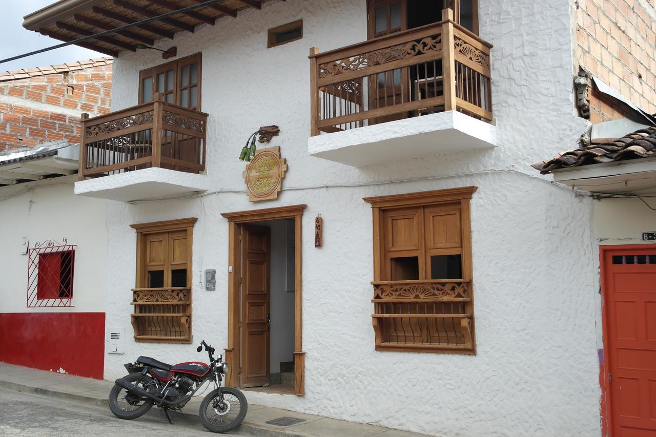 Sergeant Pepper'S Hostel خاردين المظهر الخارجي الصورة
