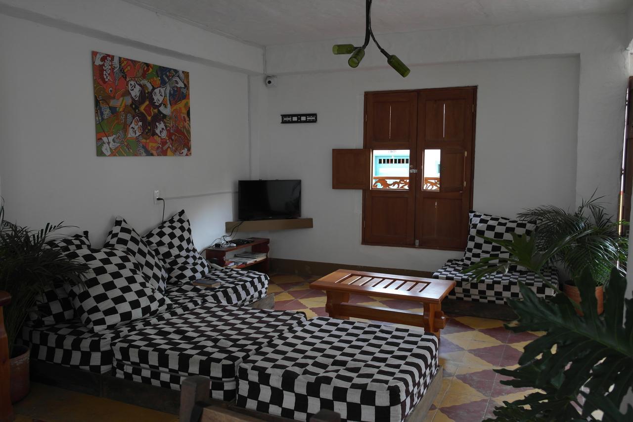 Sergeant Pepper'S Hostel خاردين المظهر الخارجي الصورة